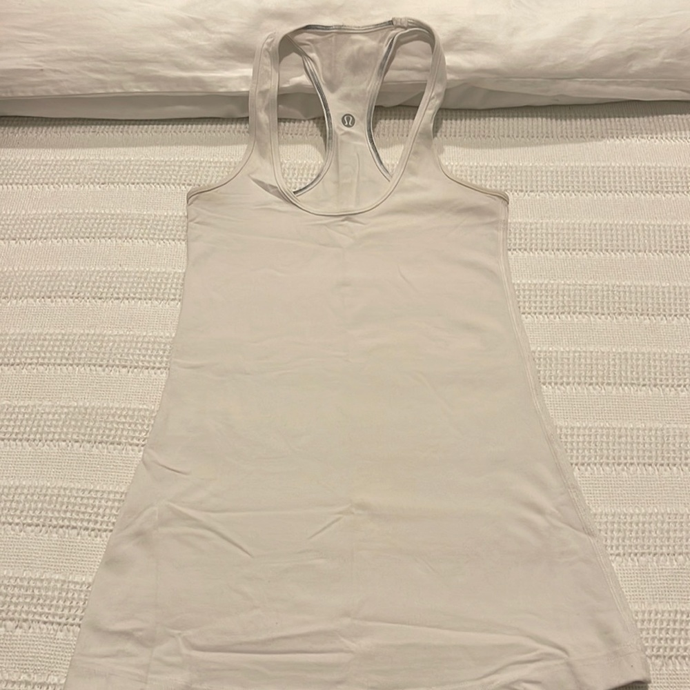 Lululemon racerback tank white size 2